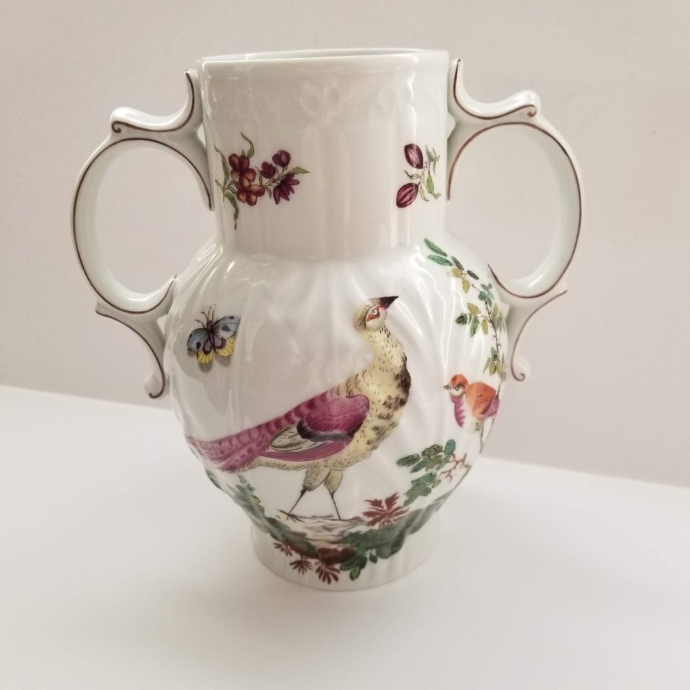 Vintage WILLIAMSBURG Mottahedeh Vista Alegre Chelsea vase